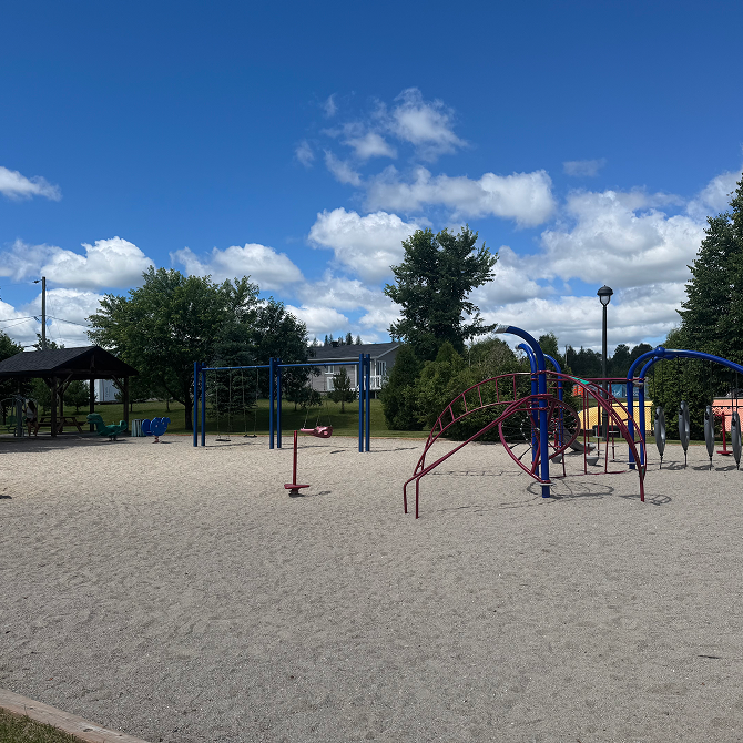 Aire commune du camping du Nordik Réserve Boréale